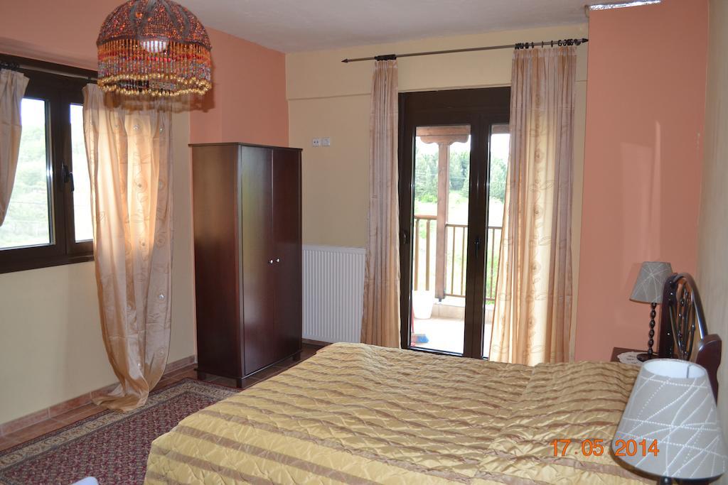 Hotel Mouson Melathron Elafina Zimmer foto
