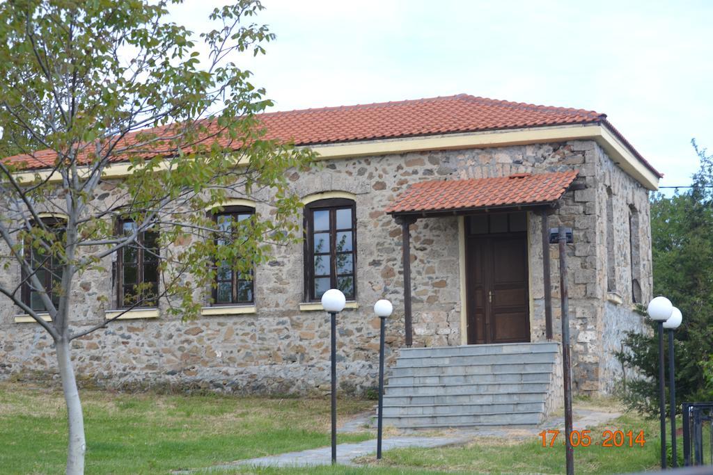 Hotel Mouson Melathron Elafina Exterior foto